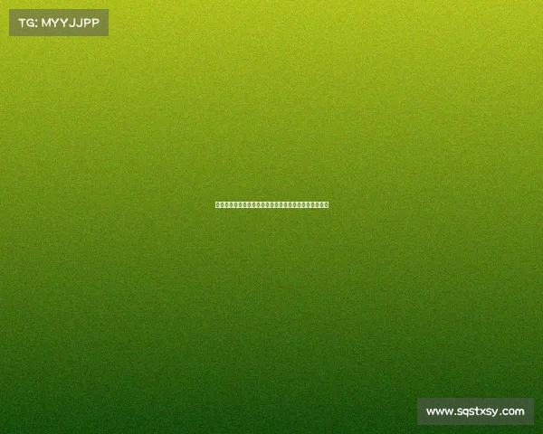 碧波激荡泳池赛道，顶尖健儿奋勇角逐争夺冠军荣耀时刻